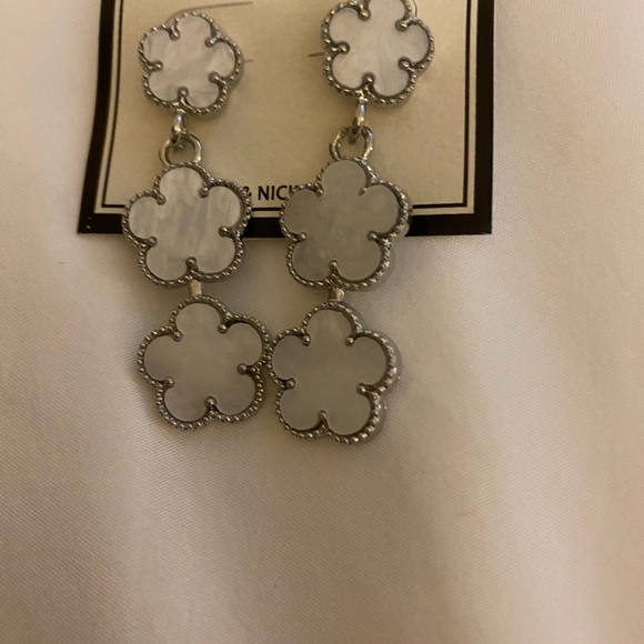 Silver and White Flower Drop Earrings - Picture 3 of 3